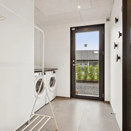Casa de Férias Emelina - 300m From The Sea By Interhome